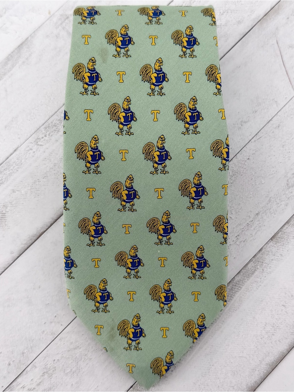 Vineyard Vines Custom Collection Trinity College Bantams Silk Tie Green 61" Flaw